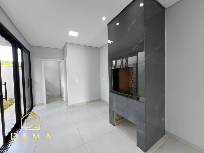 Casa com 2 quartos à venda, 103m2 em Vila Becker, Toledo - PR - imagem 8 Foto 8 de Casa com 2 quartos à venda, 103m2 em Vila Becker, Toledo - PR