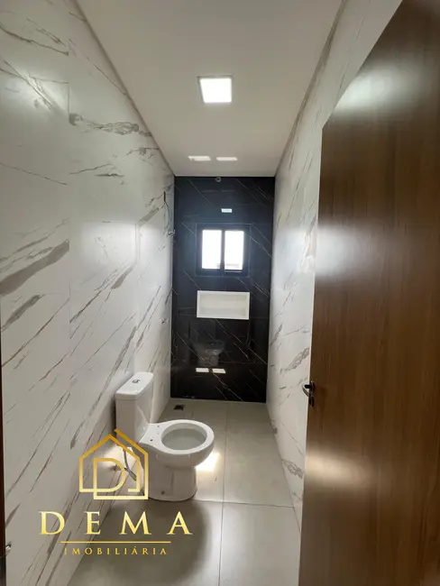 Casa com 1 quarto à venda, 71m2 em Jardim Coopagro, Toledo - PR - imagem 9 Foto 9 de Casa com 1 quarto à venda, 71m2 em Jardim Coopagro, Toledo - PR