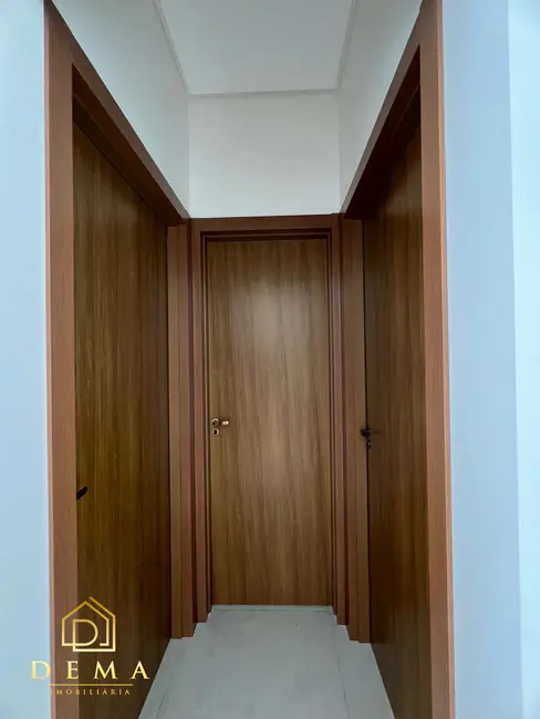 Casa com 2 quartos à venda, 52m2 em Jardim Coopagro, Toledo - PR - imagem 9 Foto 9 de Casa com 2 quartos à venda, 52m2 em Jardim Coopagro, Toledo - PR