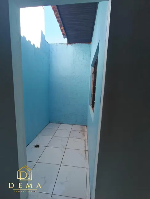 Casa com 2 quartos à venda, 67m2 em São Francisco, Toledo - PR - imagem 3 Foto 3 de Casa com 2 quartos à venda, 67m2 em São Francisco, Toledo - PR