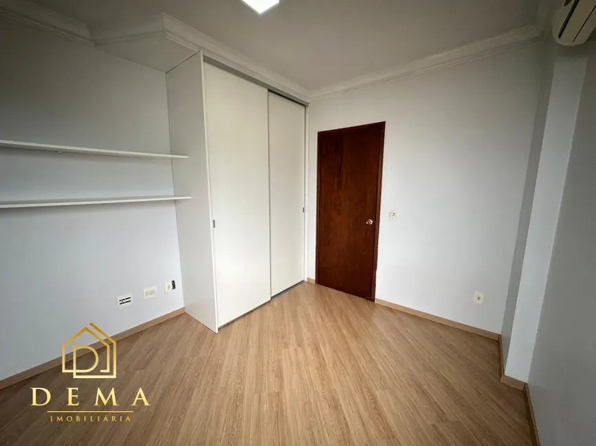 Foto 3 de Apartamento com 2 quartos à venda e para alugar, 113m2 em Centro, Toledo - PR