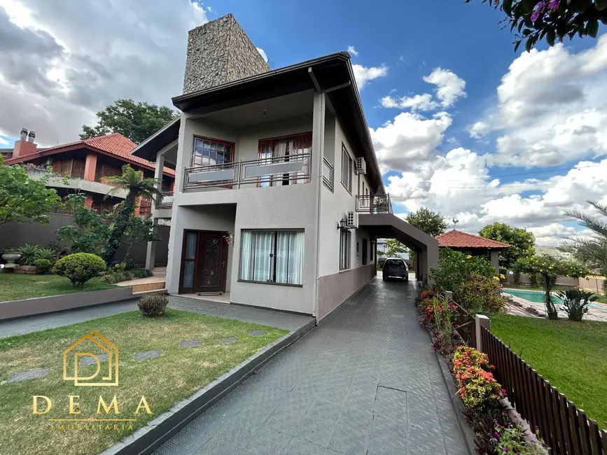 Casa com 2 quartos à venda, 370m2 em Jardim La Salle, Toledo - PR - imagem 3 Foto 3 de Casa com 2 quartos à venda, 370m2 em Jardim La Salle, Toledo - PR