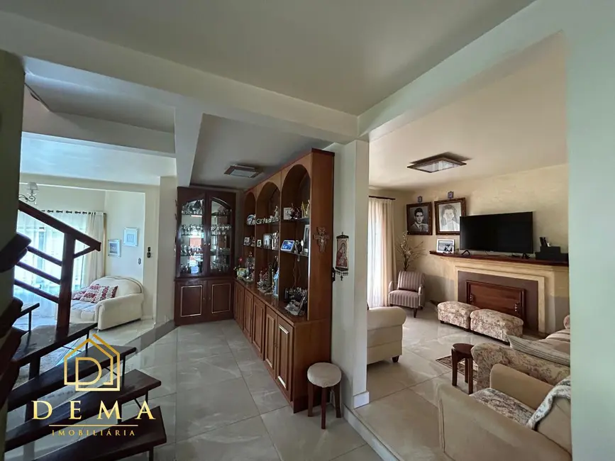 Casa com 2 quartos à venda, 370m2 em Jardim La Salle, Toledo - PR - imagem 8 Foto 8 de Casa com 2 quartos à venda, 370m2 em Jardim La Salle, Toledo - PR