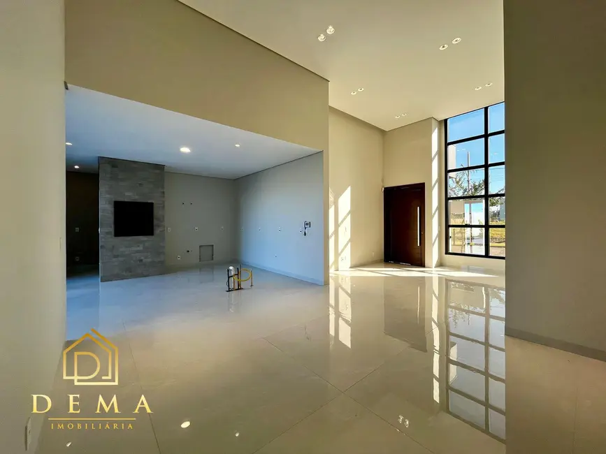 Casa com 1 quarto à venda, 171m2 em Vila Industrial, Toledo - PR - imagem 9 Foto 9 de Casa com 1 quarto à venda, 171m2 em Vila Industrial, Toledo - PR