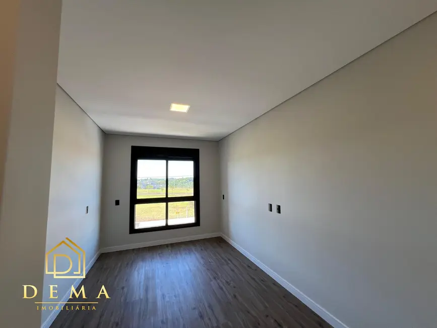 Casa com 2 quartos à venda, 196m2 em Vila Industrial, Toledo - PR - imagem 9 Foto 9 de Casa com 2 quartos à venda, 196m2 em Vila Industrial, Toledo - PR