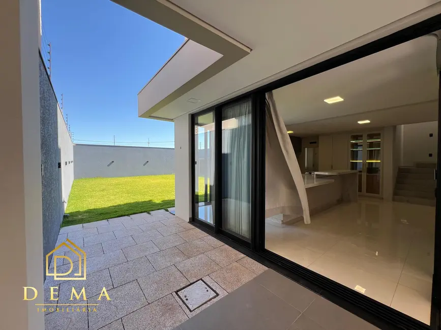 Casa com 2 quartos à venda, 196m2 em Vila Industrial, Toledo - PR - imagem 4 Foto 4 de Casa com 2 quartos à venda, 196m2 em Vila Industrial, Toledo - PR