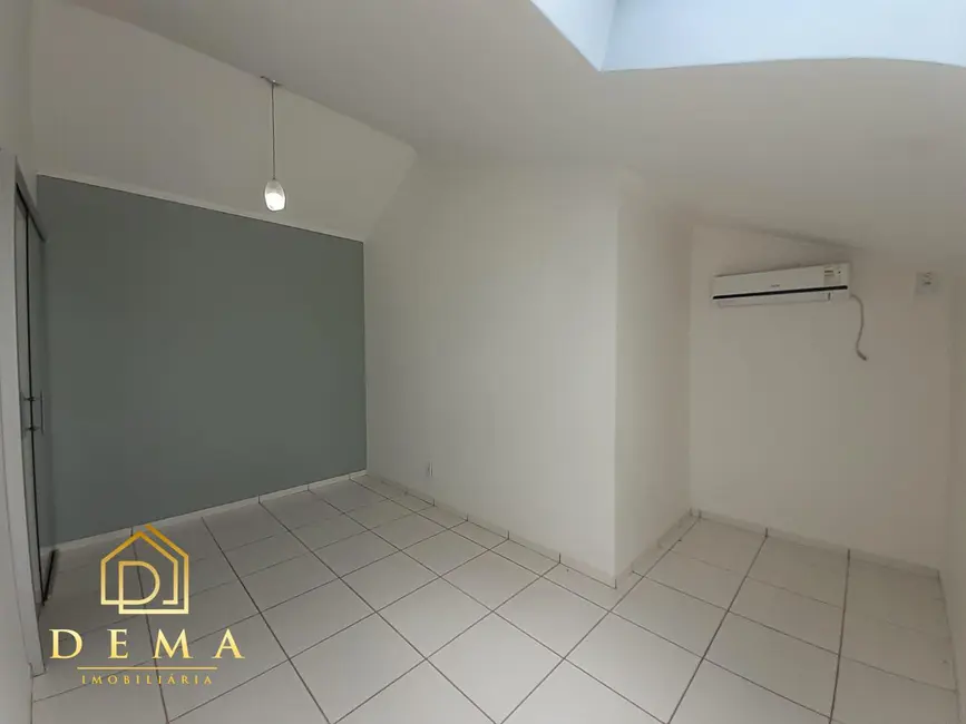 Foto 4 de Casa com 1 quarto à venda e para alugar, 157m2 em Toledo - PR