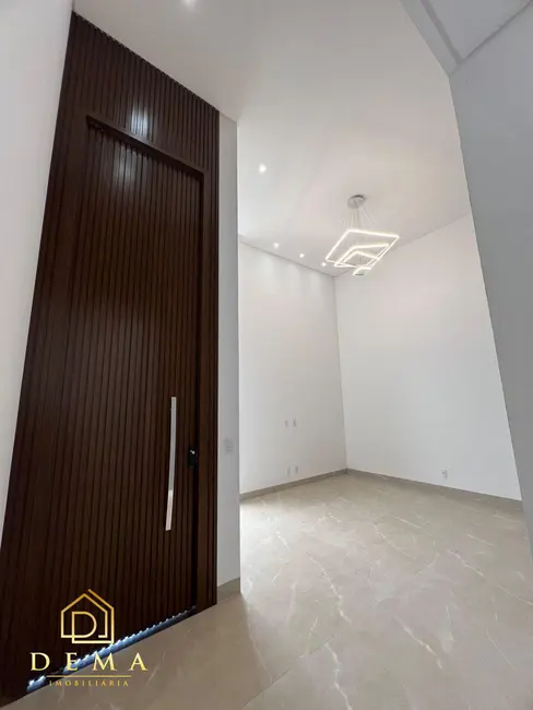 Foto 6 de Casa com 3 quartos à venda, 225m2 em Vila Industrial, Toledo - PR