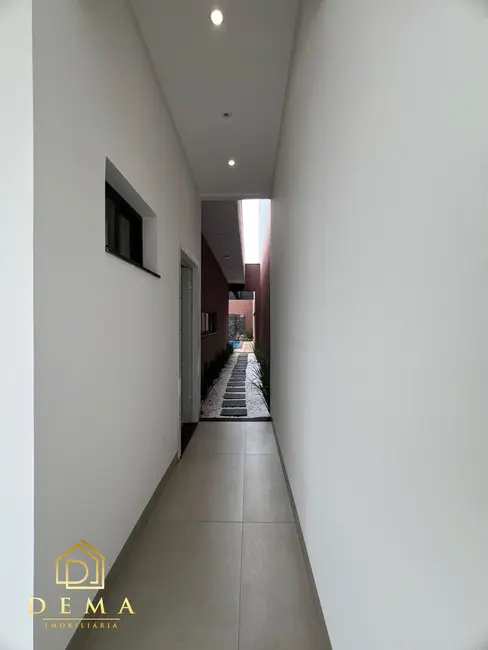 Foto 5 de Casa com 3 quartos à venda, 225m2 em Vila Industrial, Toledo - PR