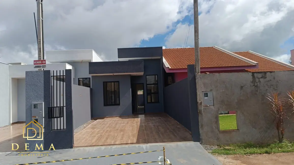 Foto 1 de Casa à venda em Jardim Coopagro, Toledo - PR