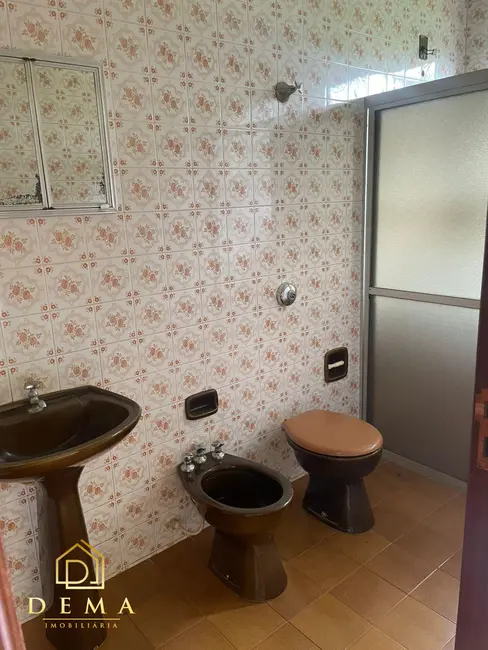 Foto 14 de Casa para alugar em Centro, Toledo - PR