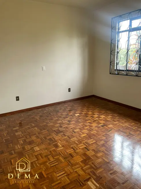 Foto 13 de Casa para alugar em Centro, Toledo - PR