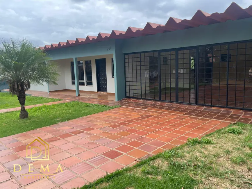 Casa para alugar em Centro, Toledo - PR - imagem 1 Foto 1 de Casa para alugar em Centro, Toledo - PR