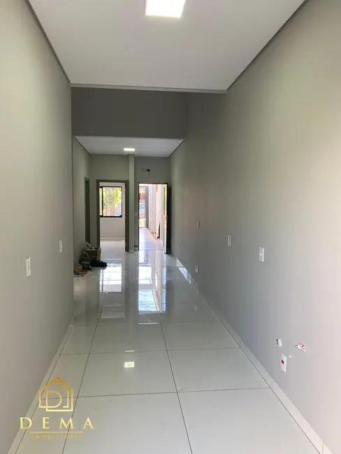 Foto 5 de Casa à venda em Jardim Coopagro, Toledo - PR