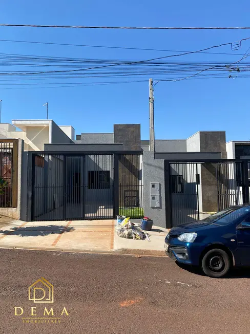 Foto 2 de Casa à venda em Jardim Coopagro, Toledo - PR