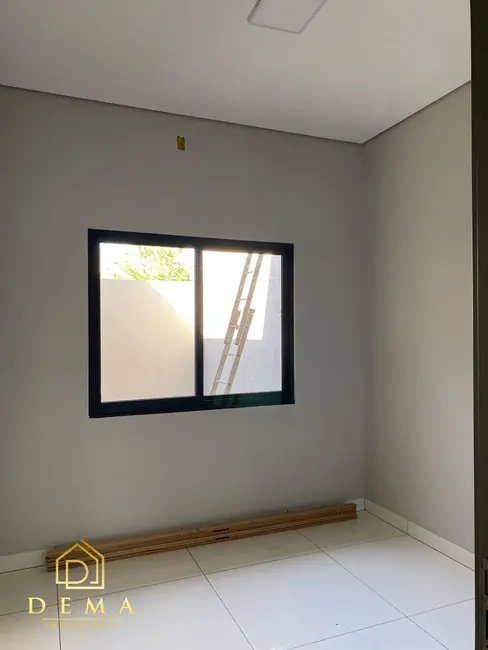 Foto 10 de Casa à venda em Jardim Coopagro, Toledo - PR