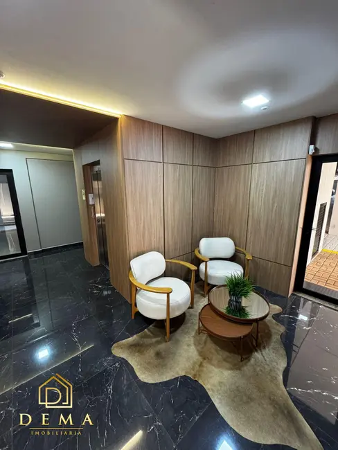 Foto 2 de Apartamento à venda em Jardim Gisela, Toledo - PR