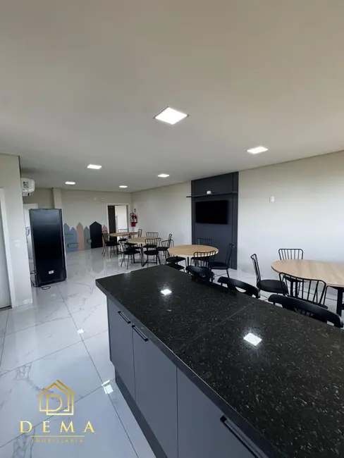 Foto 10 de Apartamento à venda em Jardim Gisela, Toledo - PR