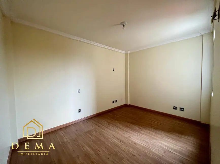 Apartamento para alugar em Vila Industrial, Toledo - PR - imagem 5 Foto 5 de Apartamento para alugar em Vila Industrial, Toledo - PR