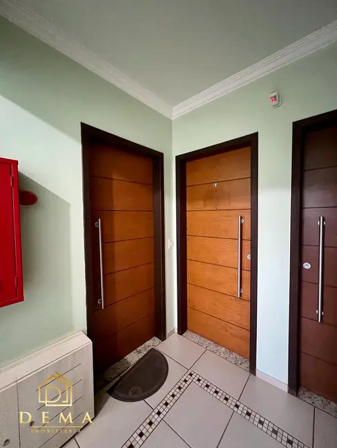 Apartamento para alugar em Vila Industrial, Toledo - PR - imagem 3 Foto 3 de Apartamento para alugar em Vila Industrial, Toledo - PR