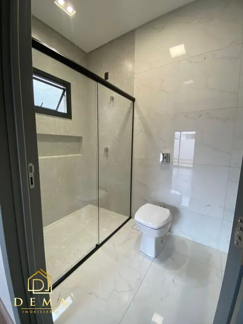 Foto 12 de Casa à venda em Vila Industrial, Toledo - PR