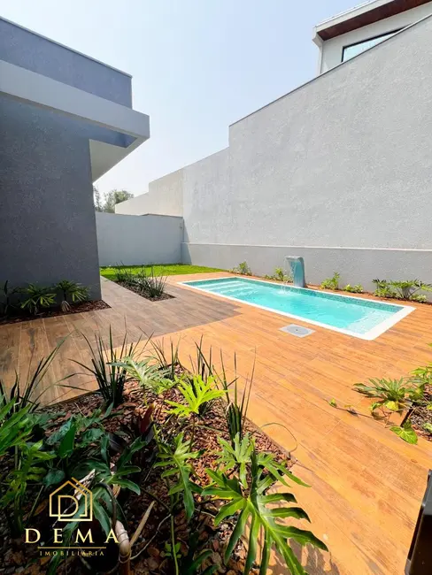 Foto 11 de Casa à venda em Vila Industrial, Toledo - PR