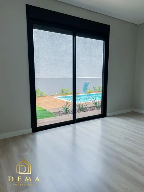 Foto 7 de Casa à venda em Vila Industrial, Toledo - PR