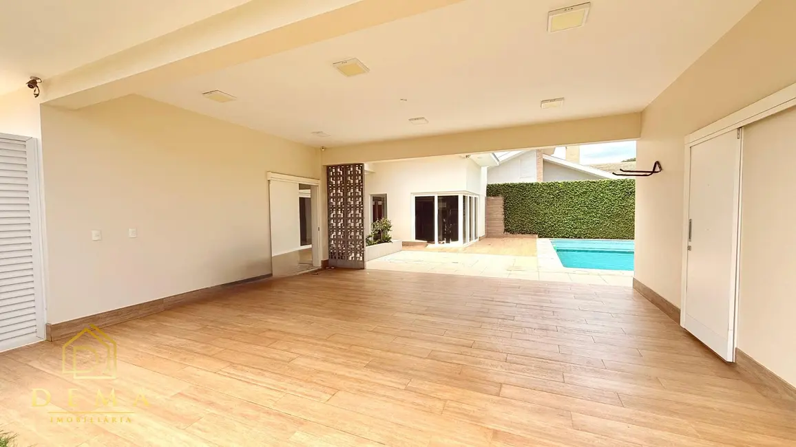 Foto 9 de Sobrado à venda em Jardim La Salle, Toledo - PR