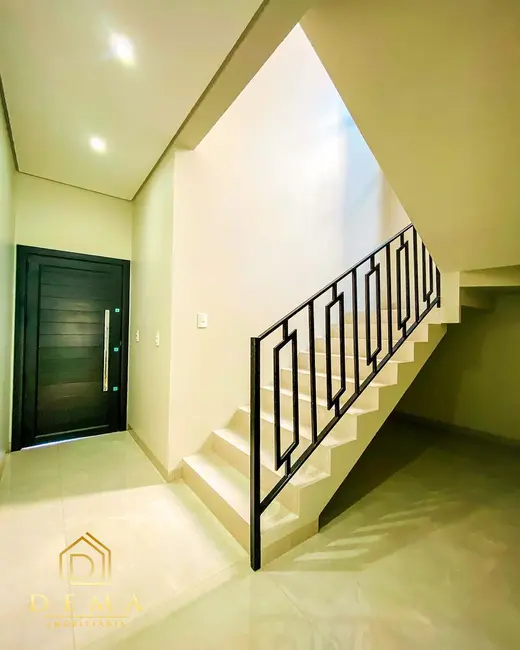 Foto 11 de Sobrado à venda em Toledo - PR