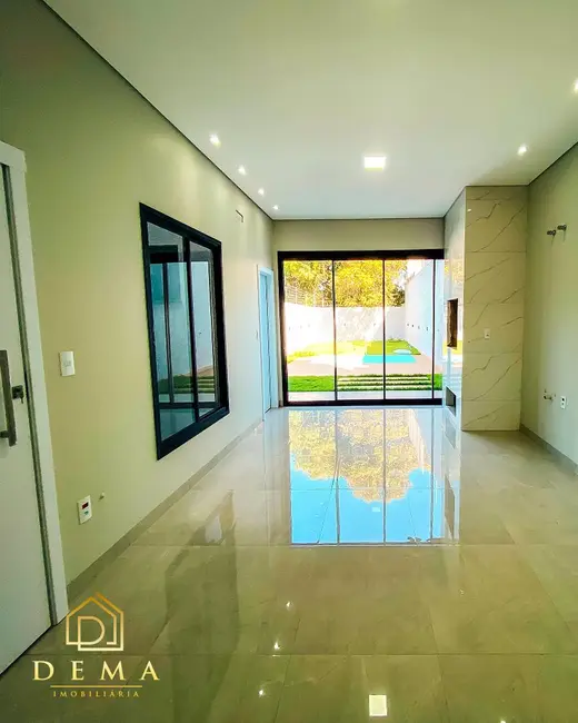 Foto 9 de Sobrado à venda em Toledo - PR