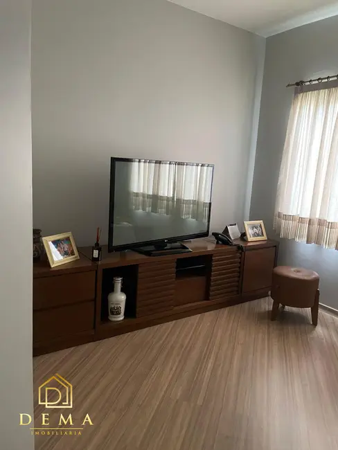 Foto 16 de Casa para alugar, 148m2 em Jardim Gisela, Toledo - PR