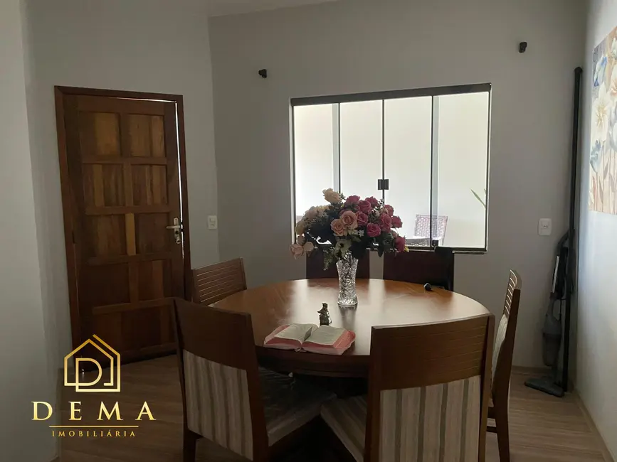 Foto 18 de Casa para alugar, 148m2 em Jardim Gisela, Toledo - PR