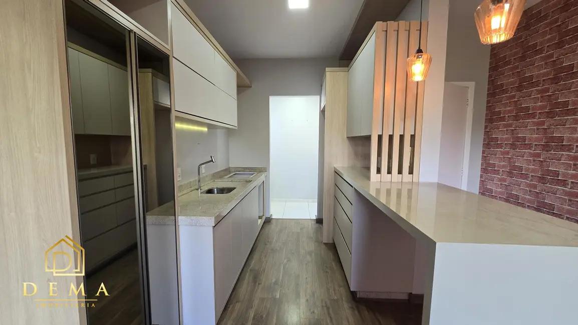 Foto 5 de Apartamento à venda em Jardim Pancera, Toledo - PR