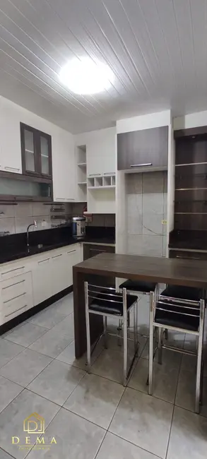 Foto 7 de Casa à venda e para alugar em Jardim Gisela, Toledo - PR
