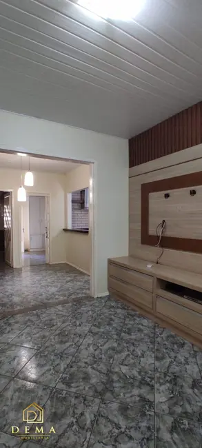 Foto 5 de Casa à venda e para alugar em Jardim Gisela, Toledo - PR