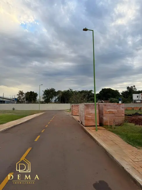 Foto 2 de Terreno / Lote à venda em Jardim Porto Alegre, Toledo - PR