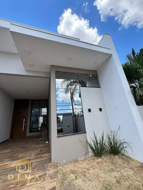 Foto 1 de Casa para alugar em Jardim Pancera, Toledo - PR
