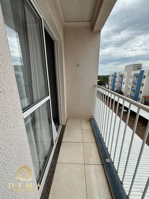 Foto 1 de Apartamento à venda em Jardim Gisela, Toledo - PR