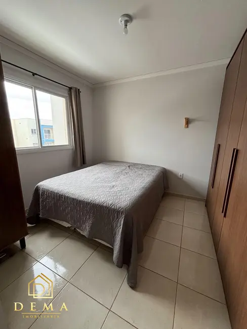 Foto 6 de Apartamento à venda em Jardim Gisela, Toledo - PR