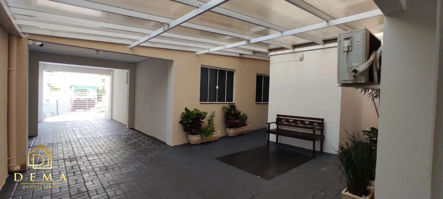 Foto 2 de Apartamento à venda em Centro, Toledo - PR