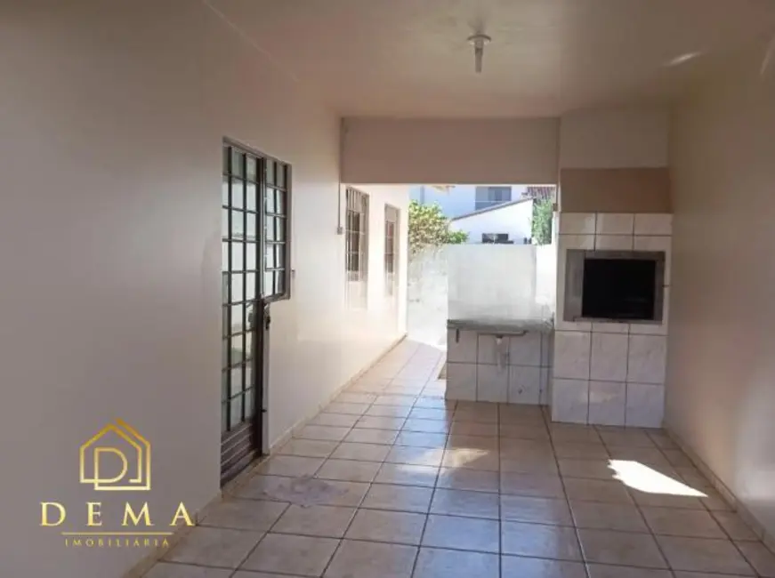 Foto 5 de Casa à venda em Jardim Gisela, Toledo - PR