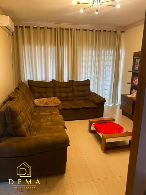 Foto 18 de Apartamento à venda em Jardim Gisela, Toledo - PR