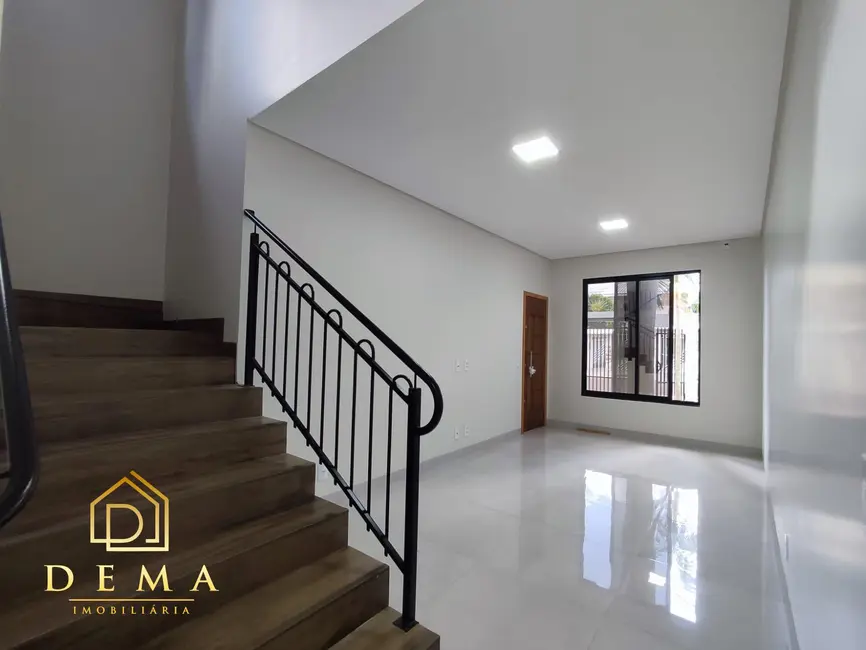 Foto 9 de Sobrado à venda, 152m2 em Jardim Gisela, Toledo - PR