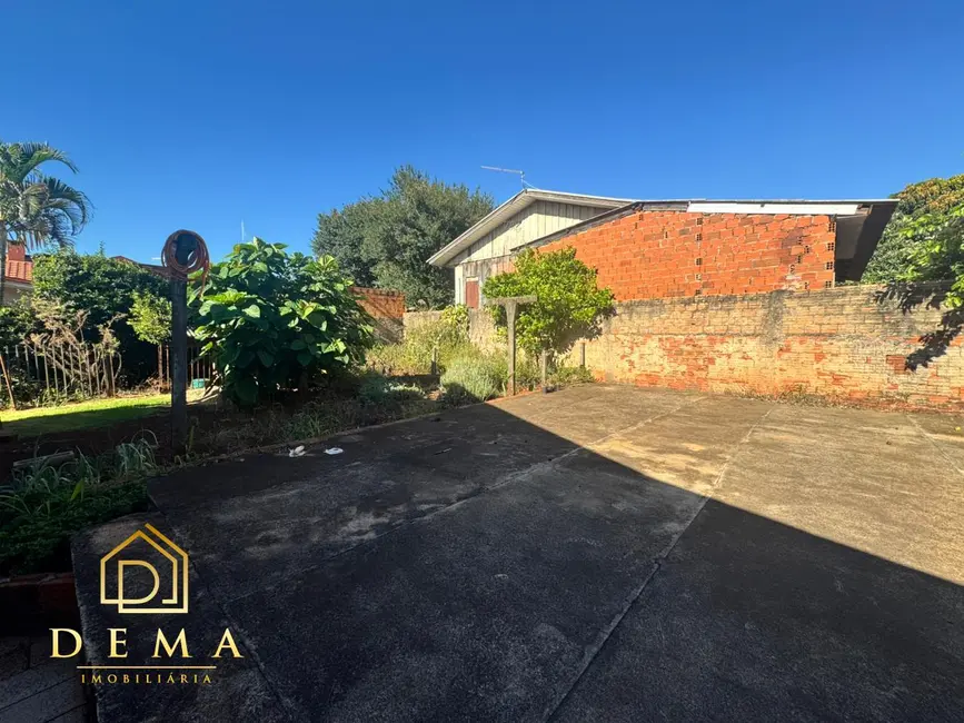 Foto 9 de Casa à venda em Vila Becker, Toledo - PR