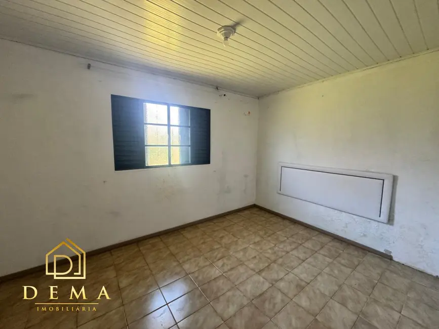 Foto 5 de Casa à venda em Vila Becker, Toledo - PR