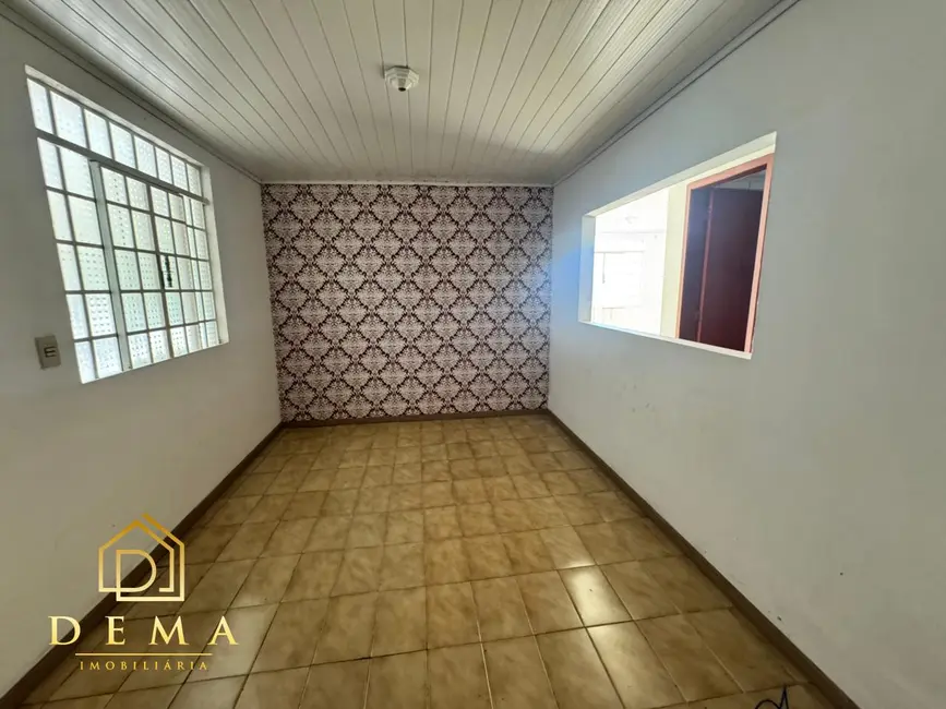 Foto 7 de Casa à venda em Vila Becker, Toledo - PR