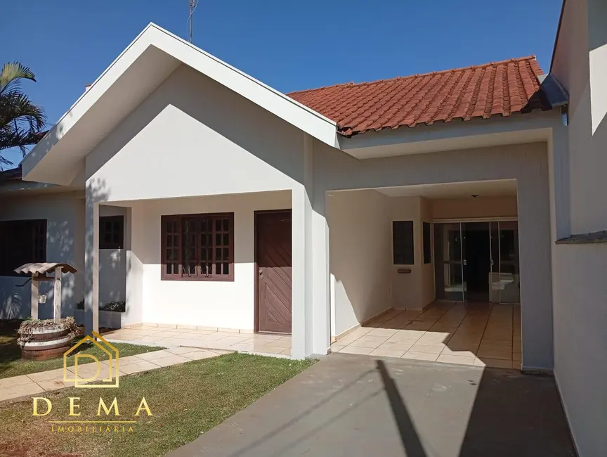 Casa à venda, 169m2 em Jardim Gisela, Toledo - PR - imagem 2 Foto 2 de Casa à venda, 169m2 em Jardim Gisela, Toledo - PR