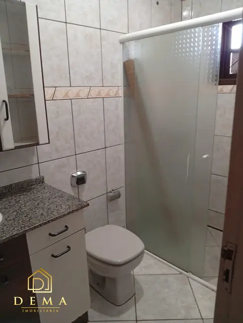 Foto 10 de Casa à venda, 169m2 em Jardim Gisela, Toledo - PR