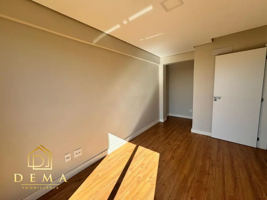 Foto 10 de Apartamento à venda em Jardim Pancera, Toledo - PR