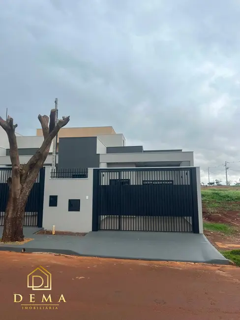 Foto 1 de Casa à venda, 63m2 em Tocantins, Toledo - PR